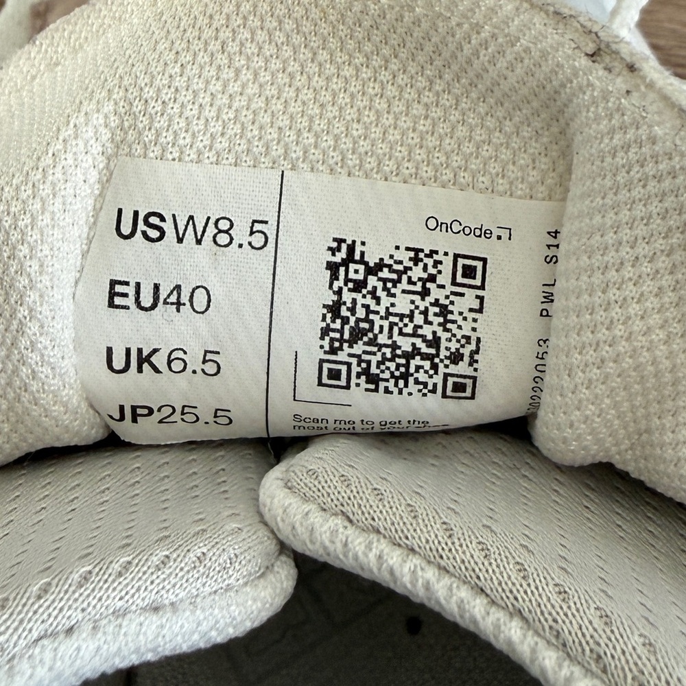 On Cloudnova 2 - image 4